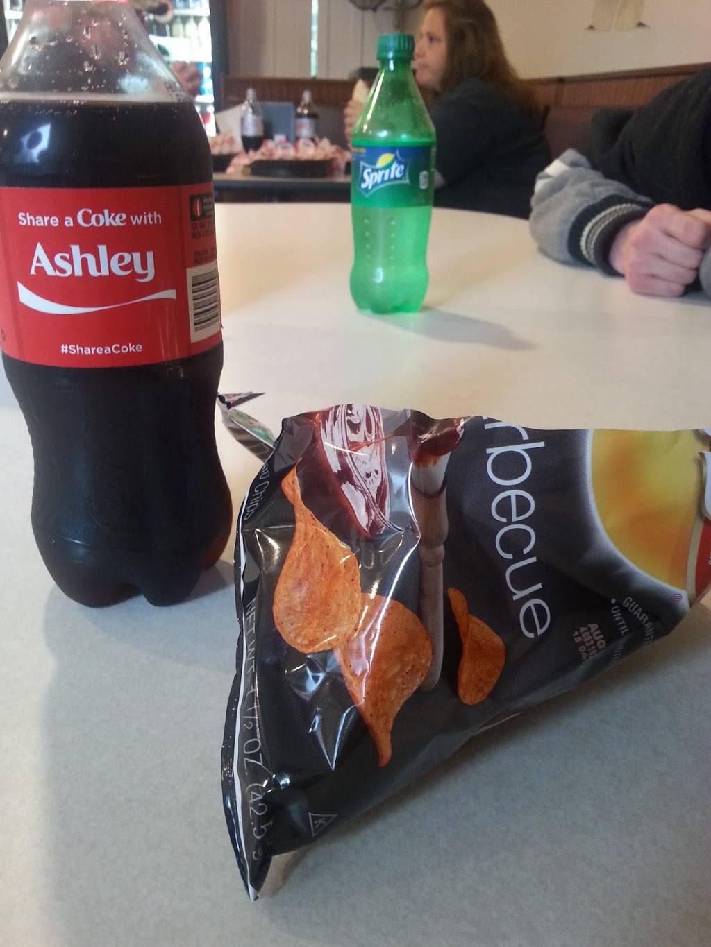 Fremont Pizzeria of Kingston - FPK | restaurant | 34 Church St, Kingston, NH 03848, USA | 6036423777 OR +1 603-642-3777