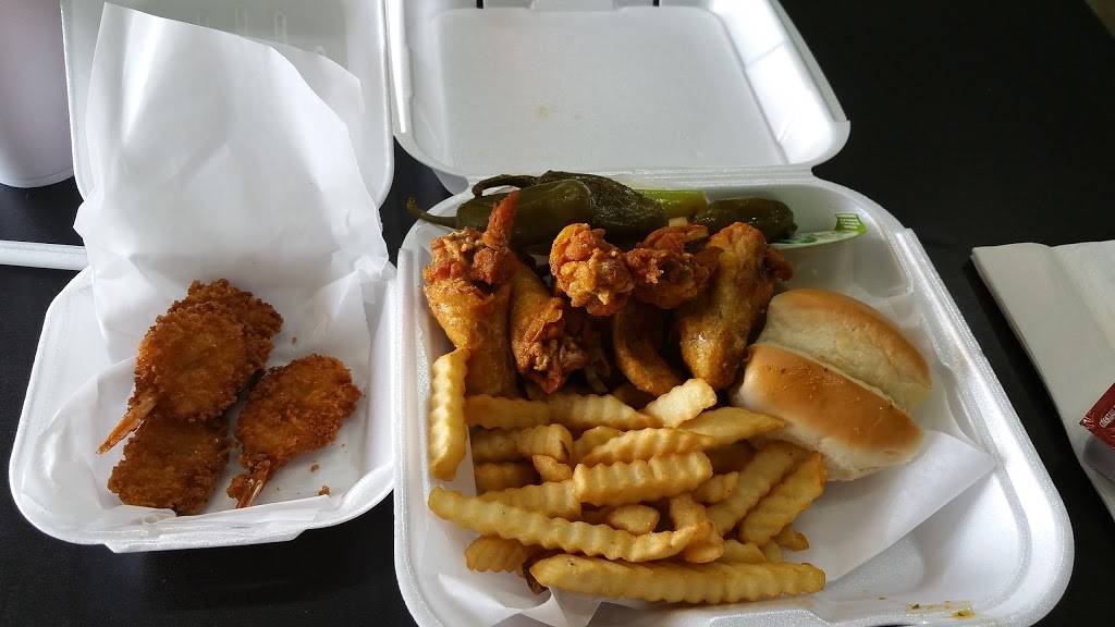 Chicken Coop | restaurant | 7164 Hacks Cross Rd #120, Olive Branch, MS 38654, USA | 6628954848 OR +1 662-895-4848