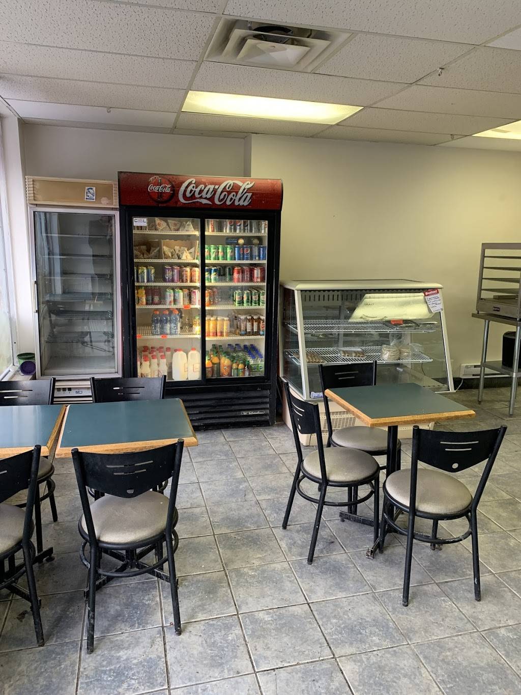 Le Delicieux | bakery | 1564 Rue Dudemaine, Montréal, QC H3M 1R1, Canada | 5148563086 OR +1 514-856-3086