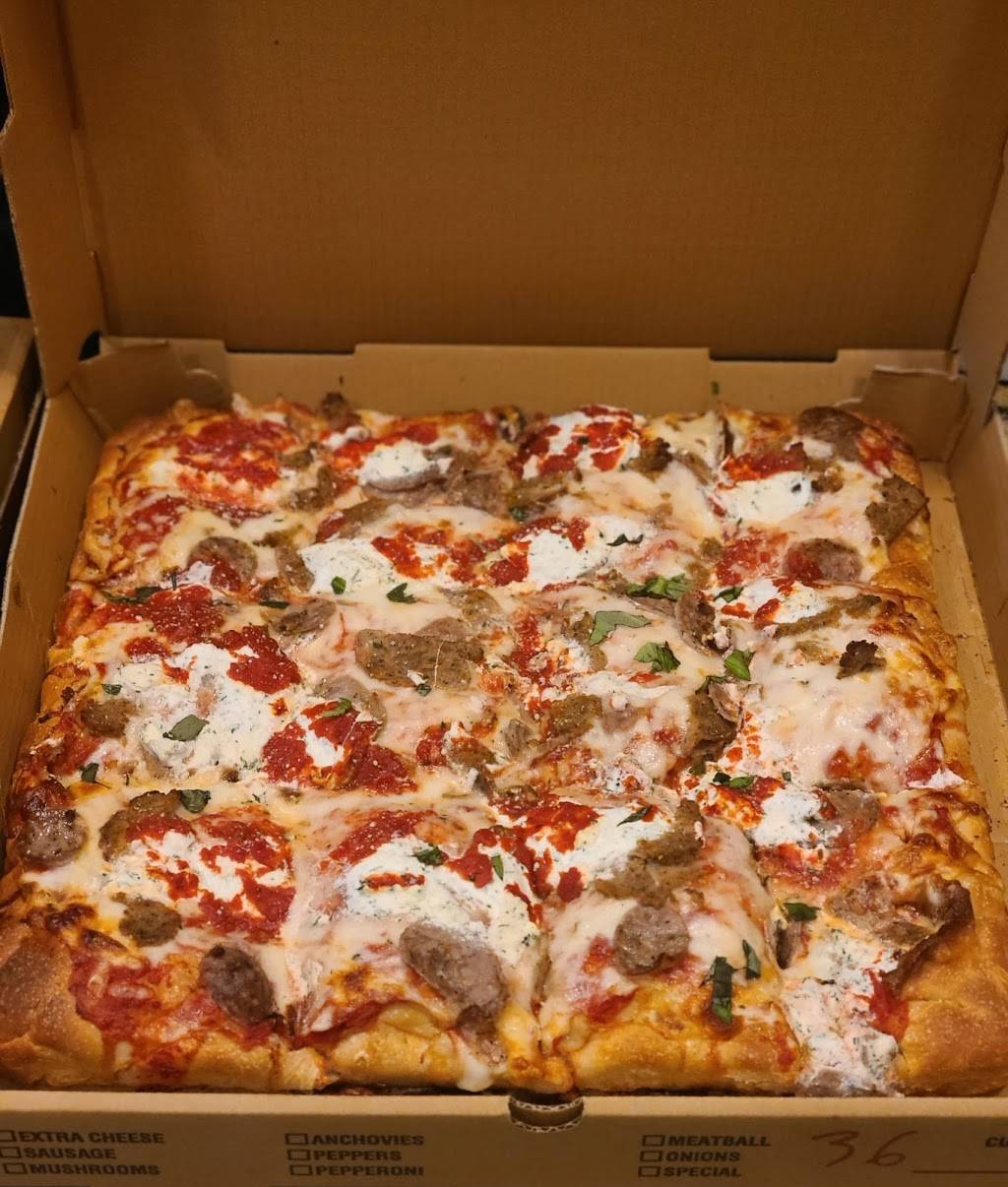 Tonys N.Y. Pizza | meal takeaway | 6900 Daniels Pkwy #3, Fort Myers, FL 33912, USA | 2393620604 OR +1 239-362-0604