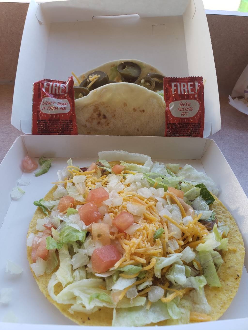 Taco Bell | restaurant | 601 E Grand River Ave, East Lansing, MI 48823, USA | 5173516807 OR +1 517-351-6807