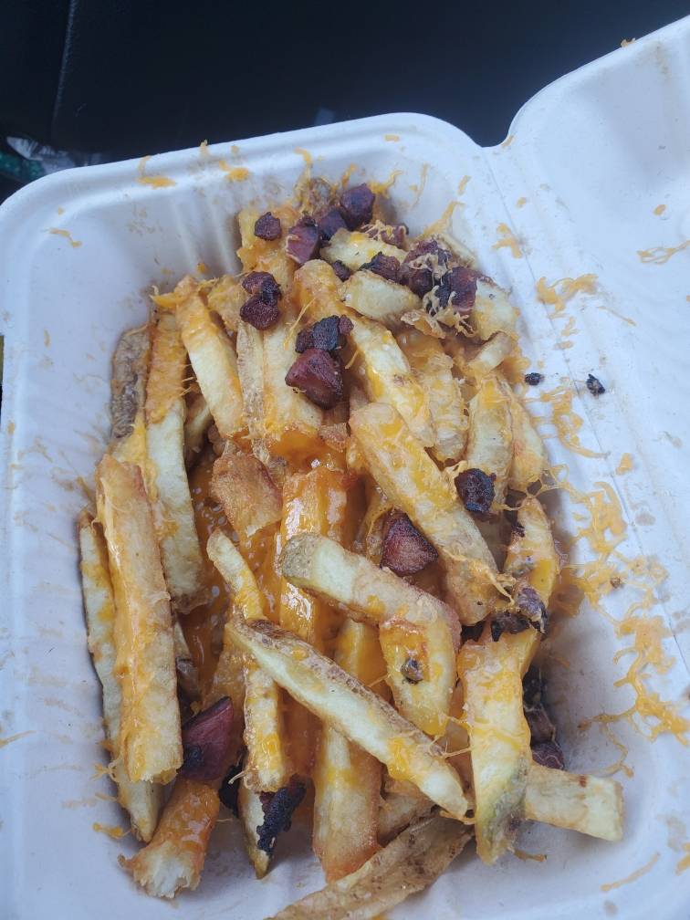 LJs Food Truck | restaurant | 10960 W Akron-Canfield Rd, Canfield, OH 44406, USA | 2347160636 OR +1 234-716-0636