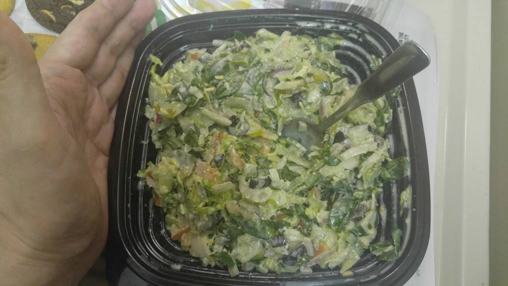 Subway | restaurant | 30820 Hoover Rd, Warren, MI 48093, USA | 5865737829 OR +1 586-573-7829