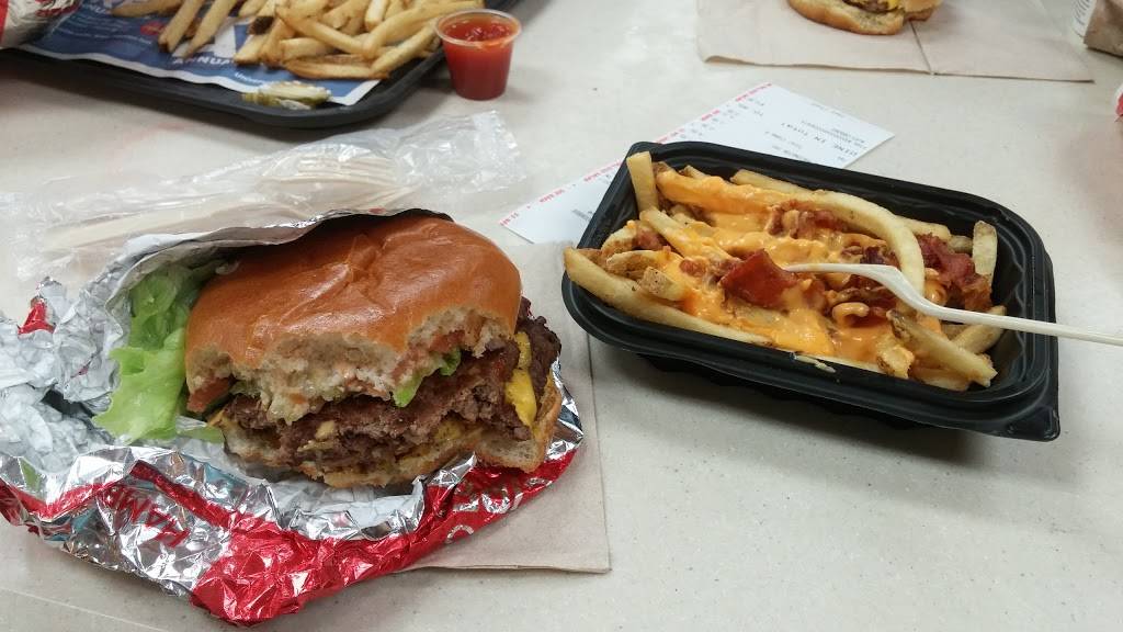 Wendys | restaurant | 3601 W Hillsborough Ave, Tampa, FL 33614, USA | 8138731228 OR +1 813-873-1228