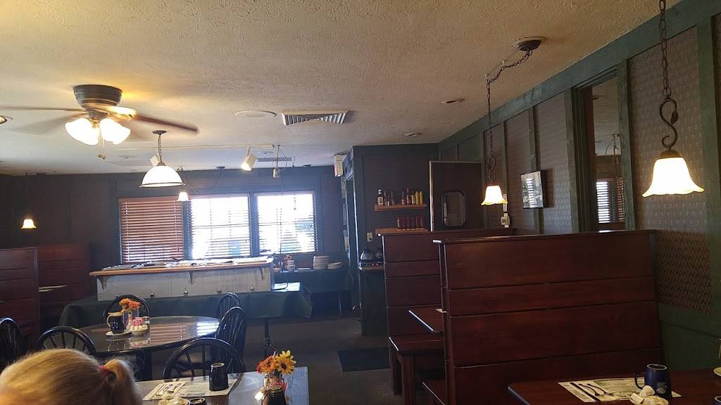 Lukity Country Inn | restaurant | 2697 Manchester Rd, Akron, OH 44319, USA | 3307535983 OR +1 330-753-5983