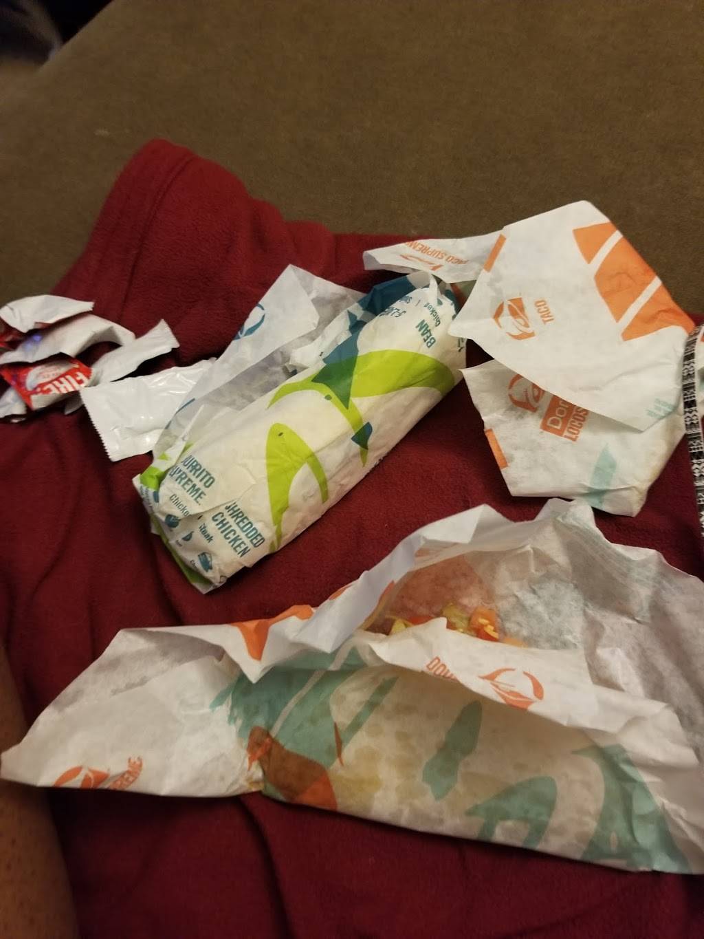 Taco Bell | meal takeaway | 339 Squire Rd, Revere, MA 02151, USA | 7814850286 OR +1 781-485-0286