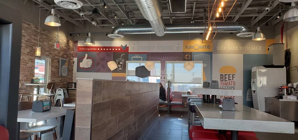 Jack in the Box | restaurant | 2800 W Dunlap Ave, Phoenix, AZ 85051, USA | 6026750617 OR +1 602-675-0617