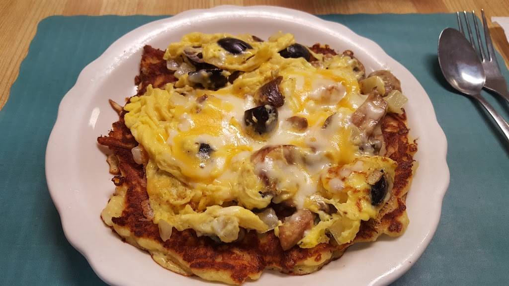 Sterks Restaurant | restaurant | 63 Hyde St, Wakeman, OH 44889, USA | 4408392025 OR +1 440-839-2025