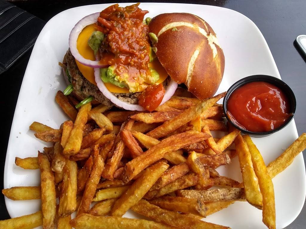 Kumas Corner Schaumburg | restaurant | 1570 E Golf Rd, Schaumburg, IL 60173, USA | 8472401200 OR +1 847-240-1200