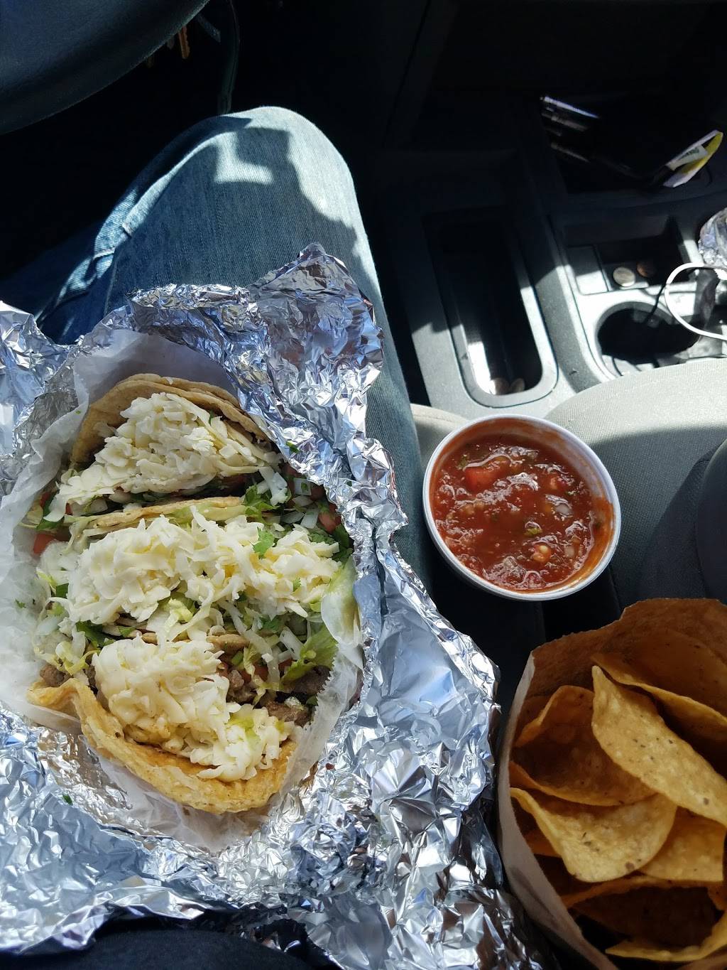 Tacos El Norte | restaurant | 4318 W Elm St, McHenry, IL 60050, USA | 8157599227 OR +1 815-759-9227