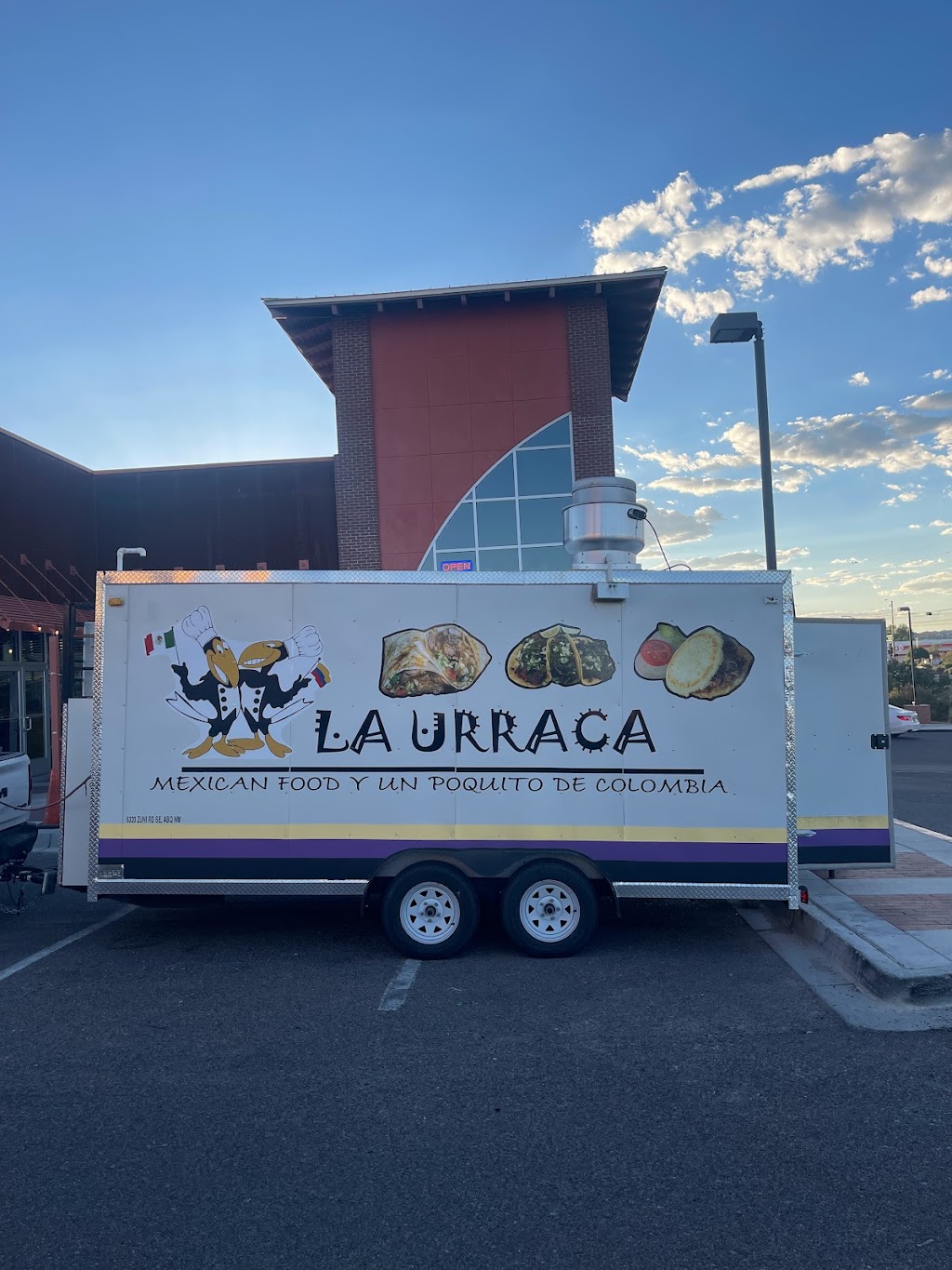 La Urraca | restaurant | 5 McMahon Blvd NW, Albuquerque, NM 87114, USA | 5056397257 OR +1 505-639-7257