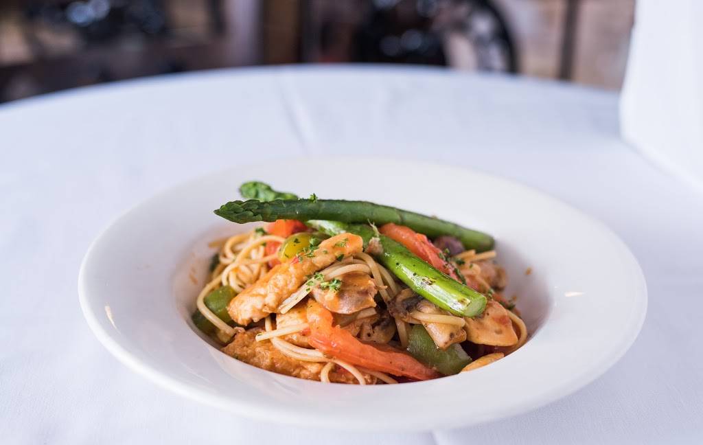 IL Porto Ristorante | restaurant | 121 King St, Alexandria, VA 22314, USA | 7038368833 OR +1 703-836-8833