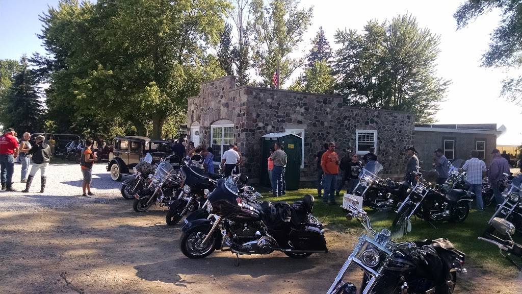 Colwood Bar | restaurant | Colwood Rd, Unionville, MI 48767, USA | 9895509359 OR +1 989-550-9359