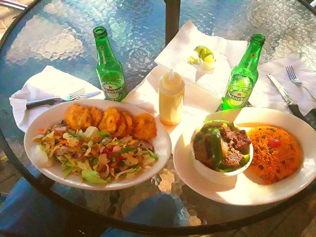 Guavate | restaurant | 422 S Alafaya Trail #20, Orlando, FL 32828, USA | 4072814700 OR +1 407-281-4700