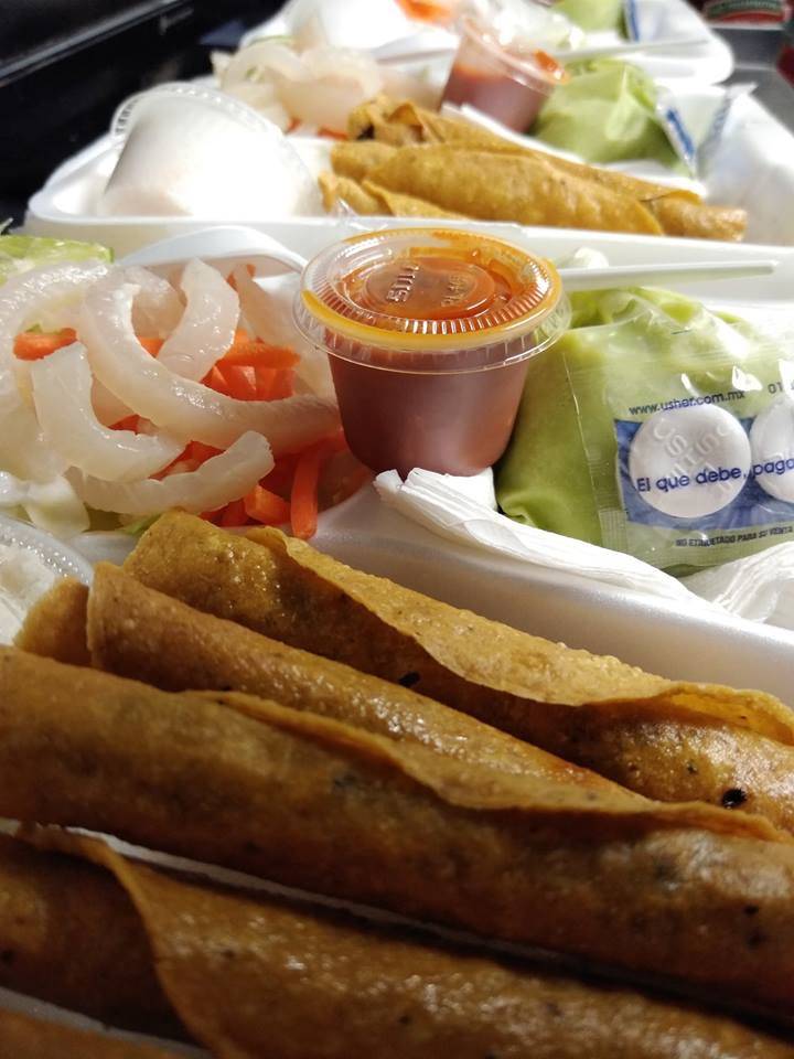 La Troquita FOOD TRUCK | restaurant | 421 N Zaragoza Rd, El Paso, TX 79907, USA | 9155199039 OR +1 915-519-9039