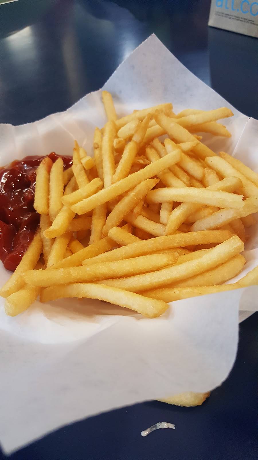 Charlies Coffee Shop | restaurant | 6333 W 3rd St, Los Angeles, CA 90036, USA | 3239330616 OR +1 323-933-0616