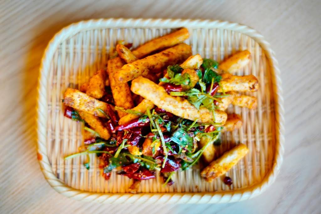 Q By Peter Chang | restaurant | 4500 East West Highway #100, Bethesda, MD 20814, USA | 2408003722 OR +1 240-800-3722