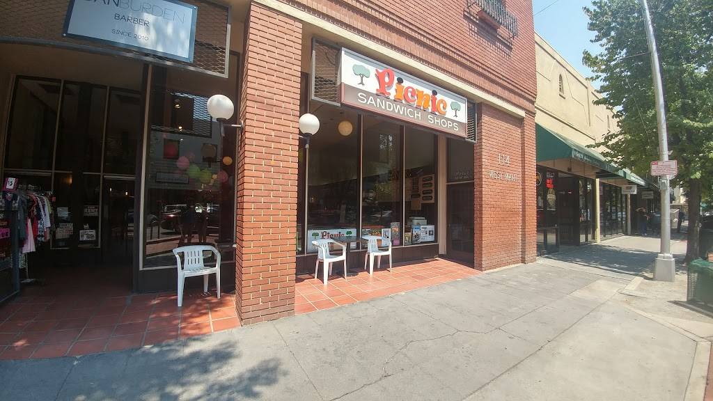 Picnic Sandwich Shop | meal takeaway | 114 W Main St A, Visalia, CA 93291, USA | 5597341847 OR +1 559-734-1847