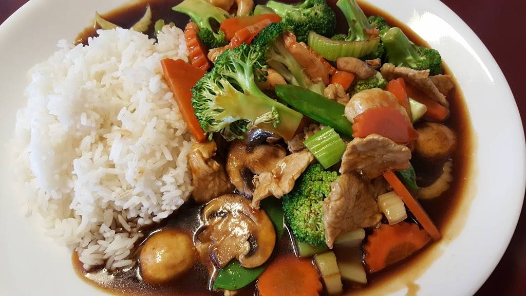 Bangkok Thai Cuisine | restaurant | 80 Wisconsin St, Oshkosh, WI 54901, USA | 9202320120 OR +1 920-232-0120