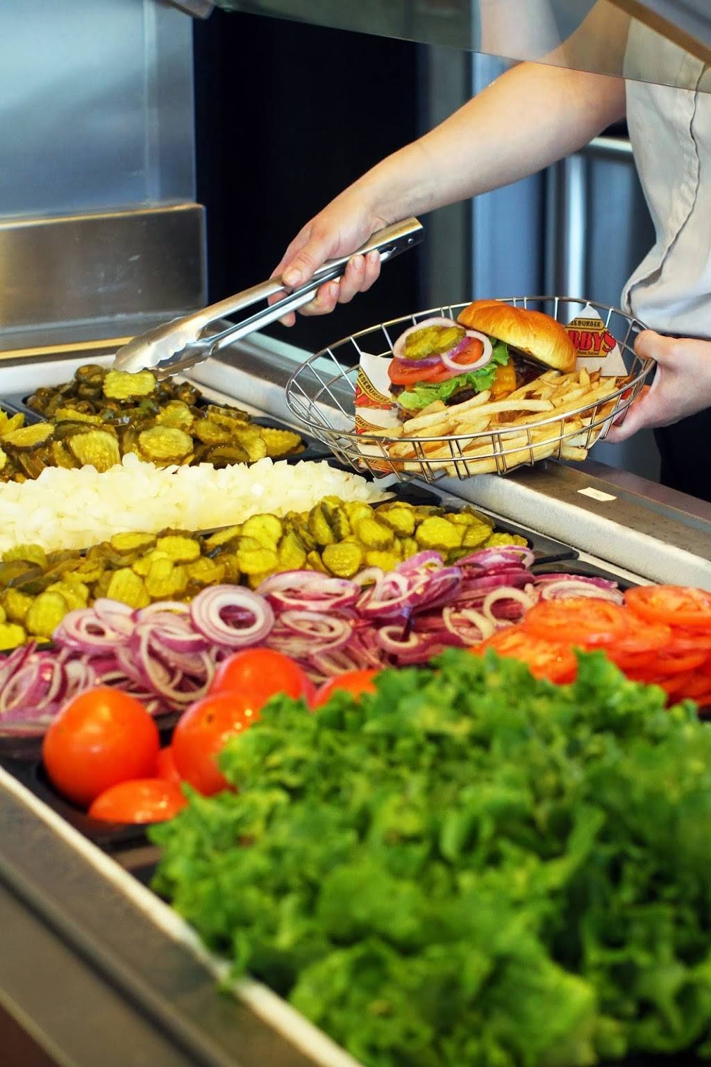 Cheeseburger Bobbys | restaurant | 2295 Towne Lake Pkwy, Woodstock, GA 30189, USA | 6784943200 OR +1 678-494-3200