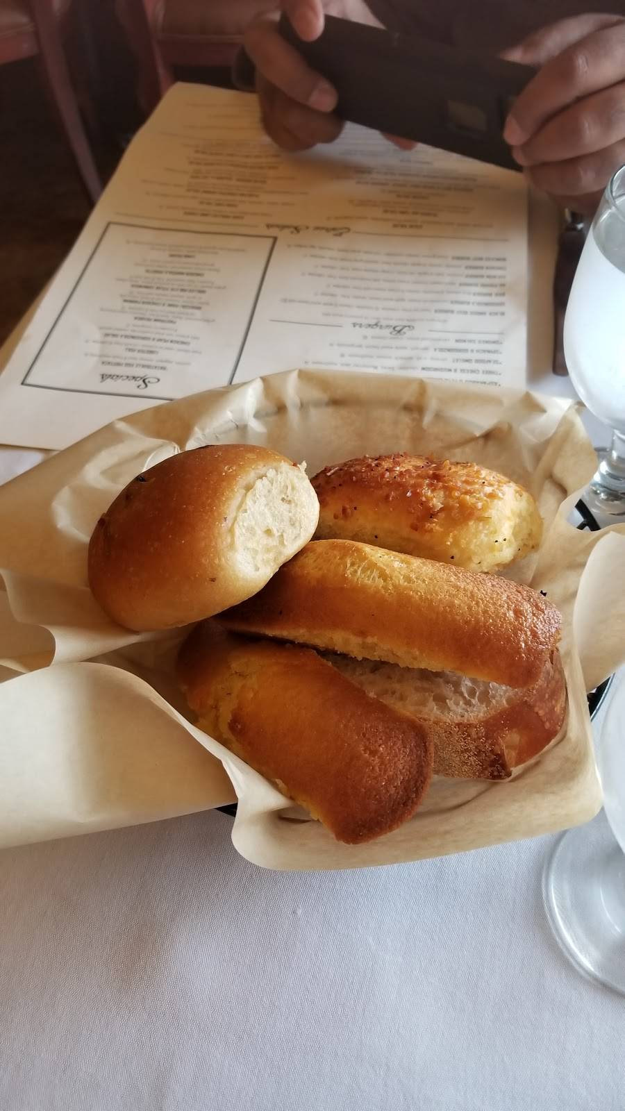 Jonathans | restaurant | 2499 Jericho Turnpike, New Hyde Park, NY 11040, USA | 5167427300 OR +1 516-742-7300