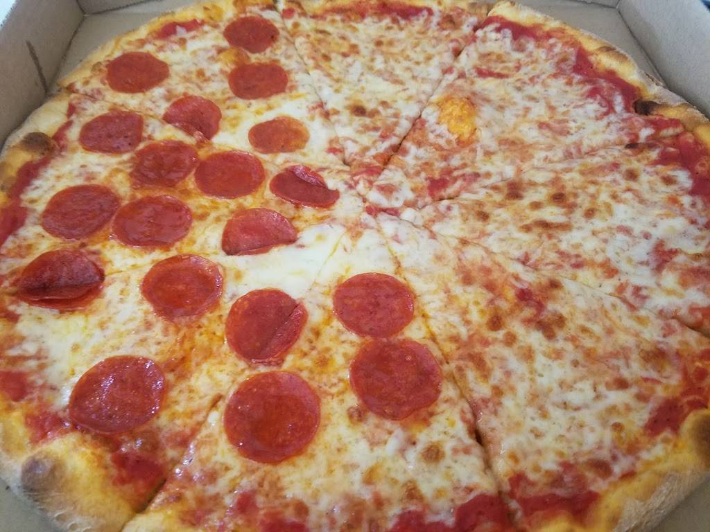 Gabriela Tomato Pie | restaurant | 900 Jefferson Ave, Bristol, PA 19007, USA | 2157881622 OR +1 215-788-1622