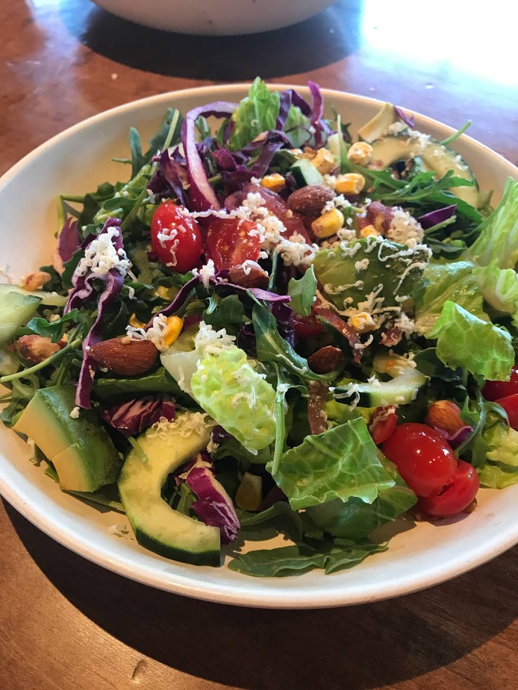 Flower Child | restaurant | 5450 W Lovers Ln #133, Dallas, TX 75209, USA | 2142315367 OR +1 214-231-5367