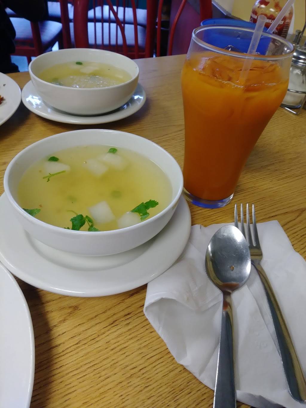 Siam Thai | restaurant | 453 Lincoln Ave, Charleston, IL 61920, USA | 2173450313 OR +1 217-345-0313