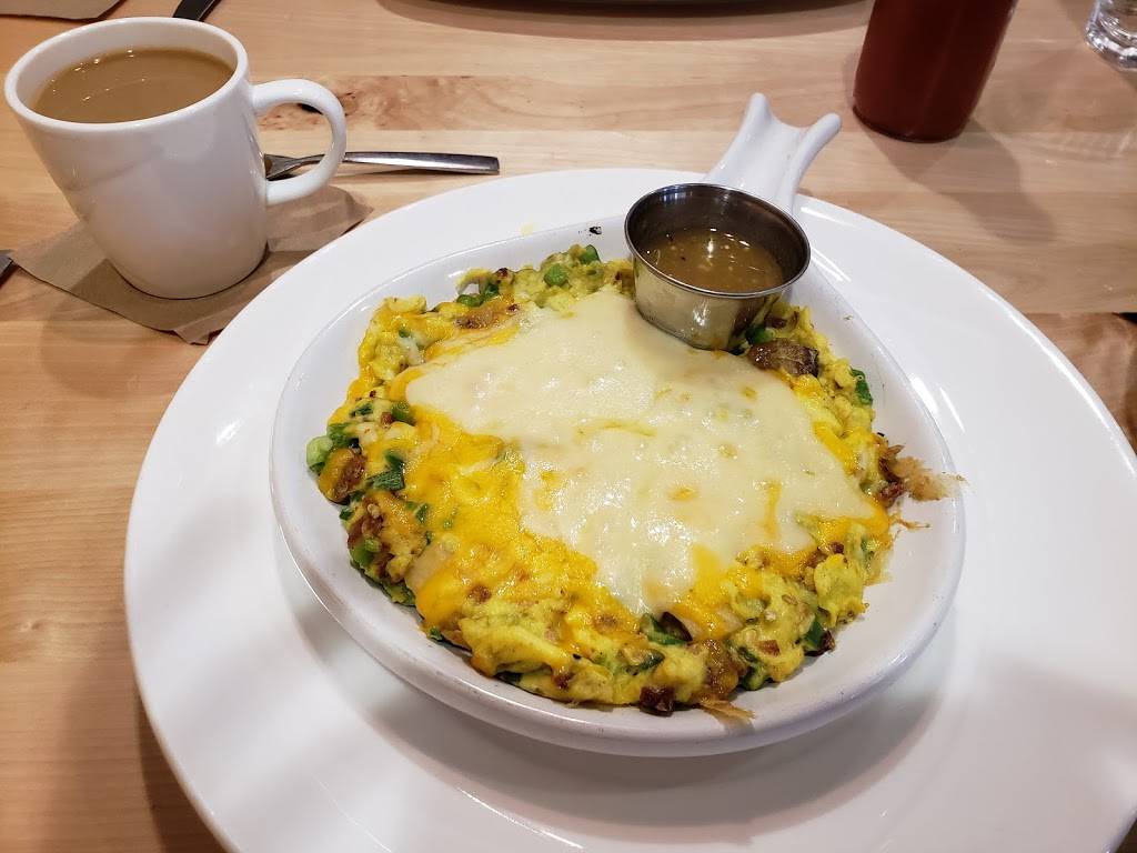 Yolk - Monument Circle | cafe | 111 Monument Circle #100 Corner of Pennsylvania &, E Ohio St, Indianapolis, IN 46204, USA | 3179833222 OR +1 317-983-3222