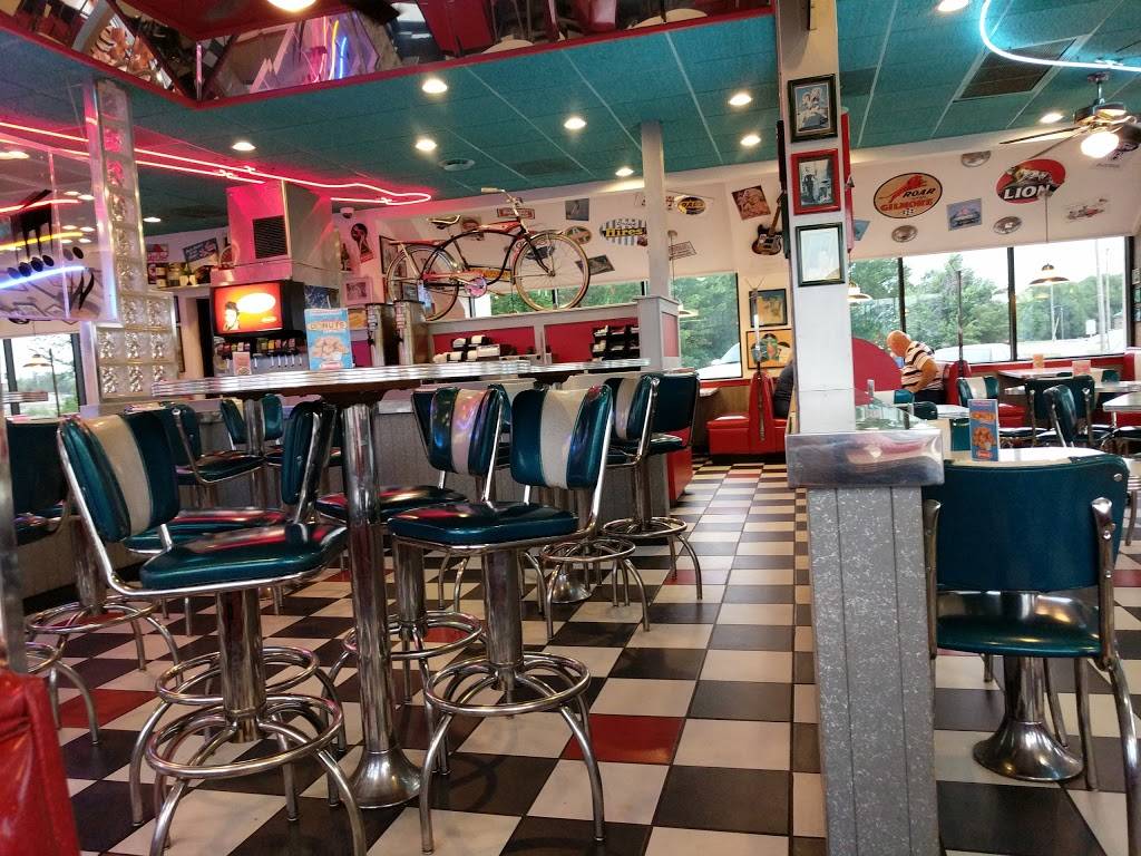 Spangles | restaurant | 2005 W Central Ave, El Dorado, KS 67042, USA | 3163213227 OR +1 316-321-3227