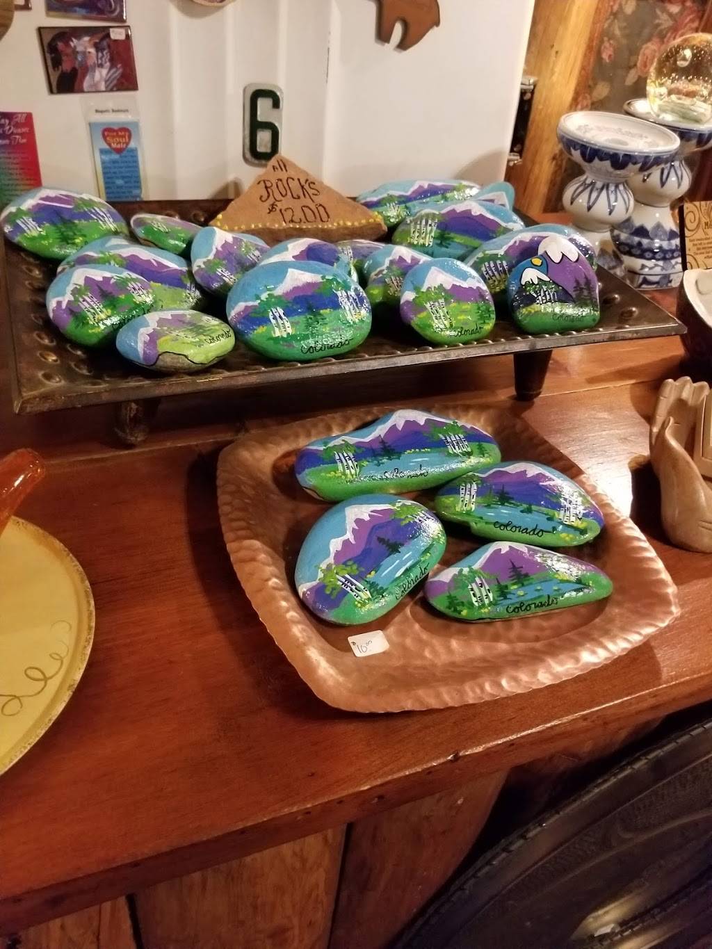 Rock Creek Tavern & Pizzeria | restaurant | 6 Ski Rd E, Allenspark, CO 80510, USA | 3037479000 OR +1 303-747-9000