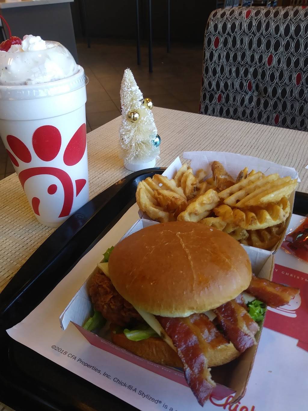 Chick-fil-A | restaurant | 3871 S Arizona Ave, Chandler, AZ 85248, USA | 4808952002 OR +1 480-895-2002