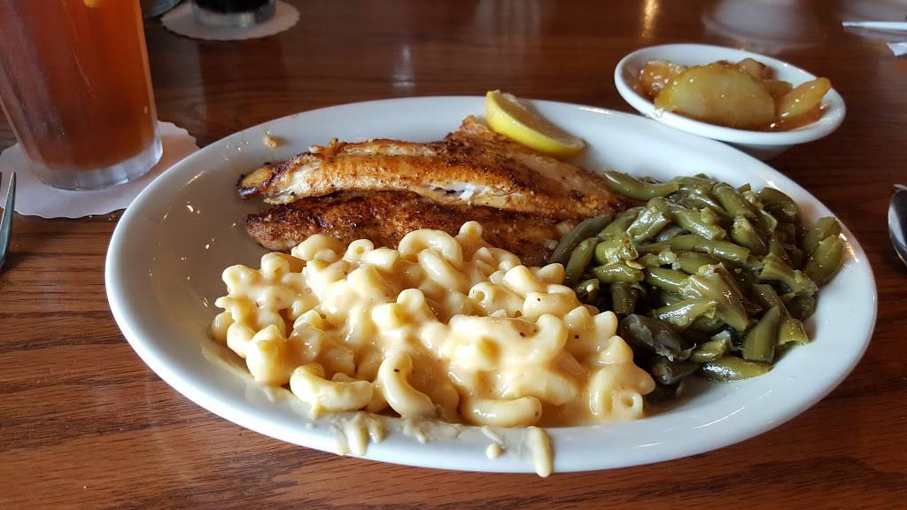 Cracker Barrel Old Country Store | restaurant | 4340 Kenowa Ave, Grandville, MI 49418, USA | 6164577219 OR +1 616-457-7219