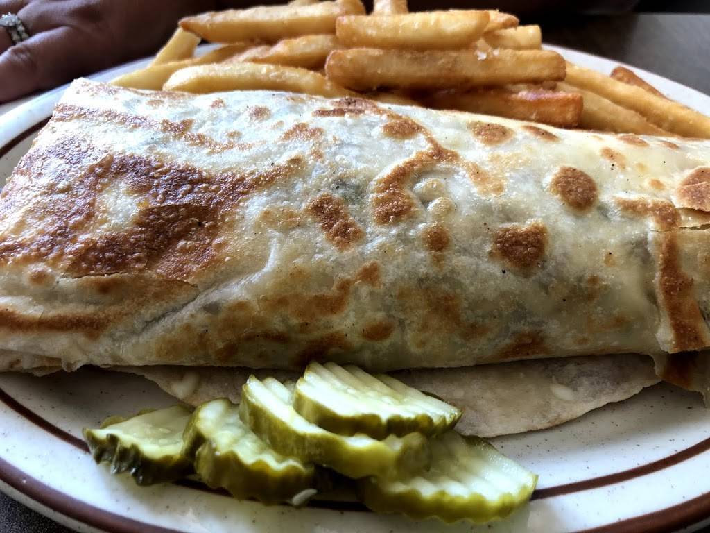 Charlies Place | restaurant | 213 Jefferson St, Hanover, IL 61041, USA | 8155913501 OR +1 815-591-3501