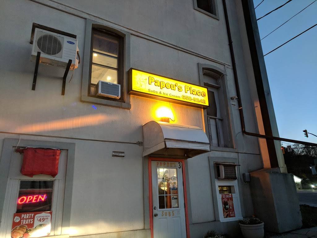 Papous Place | restaurant | 3 Queen St E, Cambridge, ON N3C 2A7, Canada | 5196589242 OR +1 519-658-9242