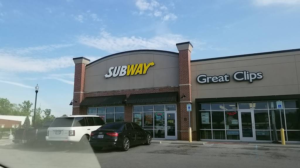 Subway | restaurant | 9155 E 56th St, Indianapolis, IN 46216, USA | 3175456057 OR +1 317-545-6057