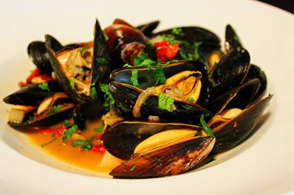 Woodward Takeout Food | restaurant | 1428 H St NW, Washington, DC 20005, USA | 2023475355 OR +1 202-347-5355