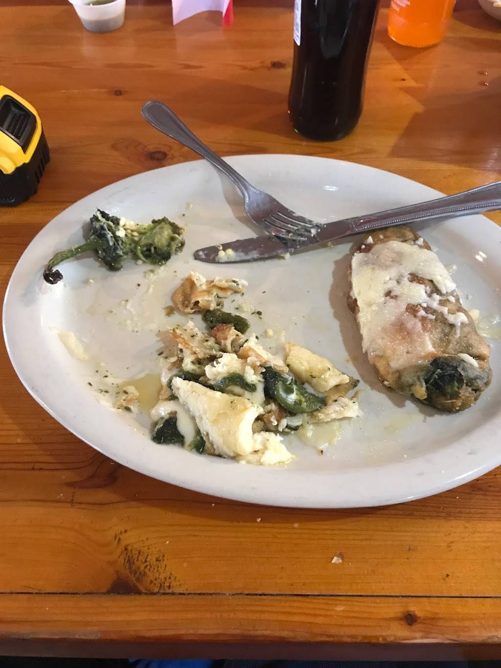 El Azteca Mexican Restaurant | restaurant | 111 N Main St, Haysville, KS 67060, USA | 3163515411 OR +1 316-351-5411