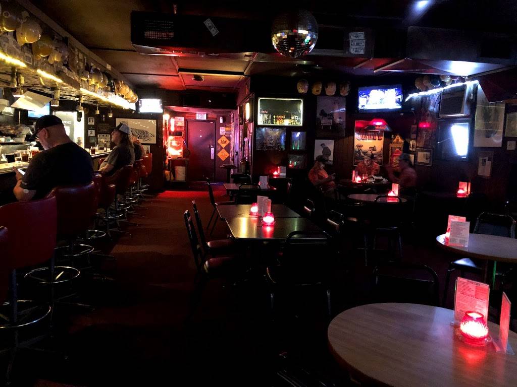 The Project Lounge | restaurant | 208 Iberville Dr, Biloxi, MS 39531, USA | 2284353030 OR +1 228-435-3030