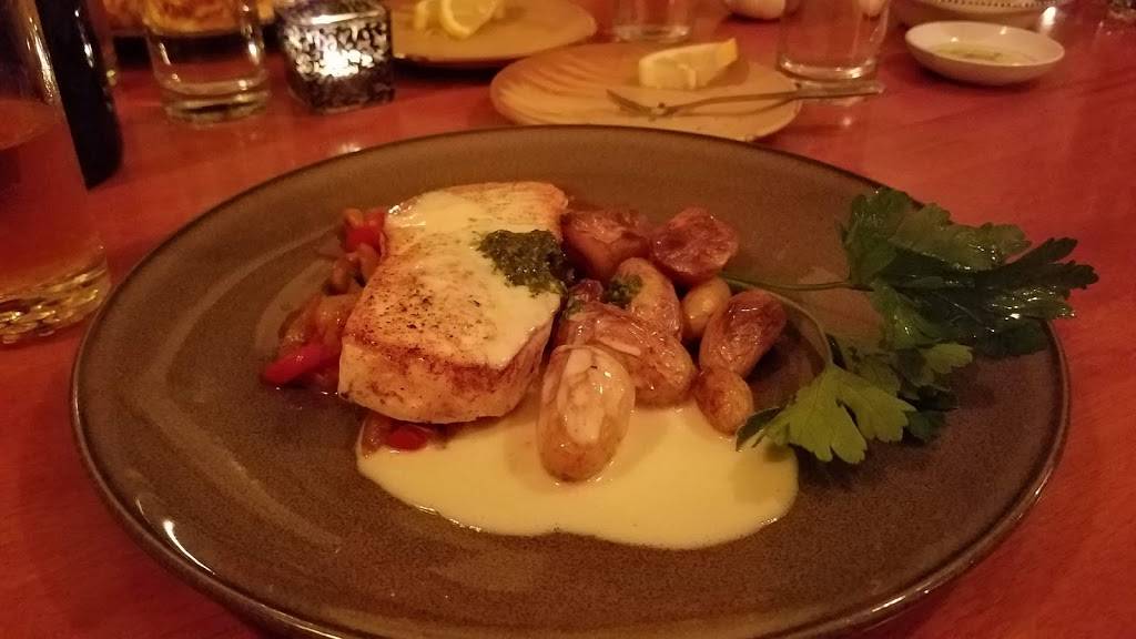 Frannys Bistro | restaurant | 55 Chestnut St, Camden, ME 04843, USA | 2072308199 OR +1 207-230-8199