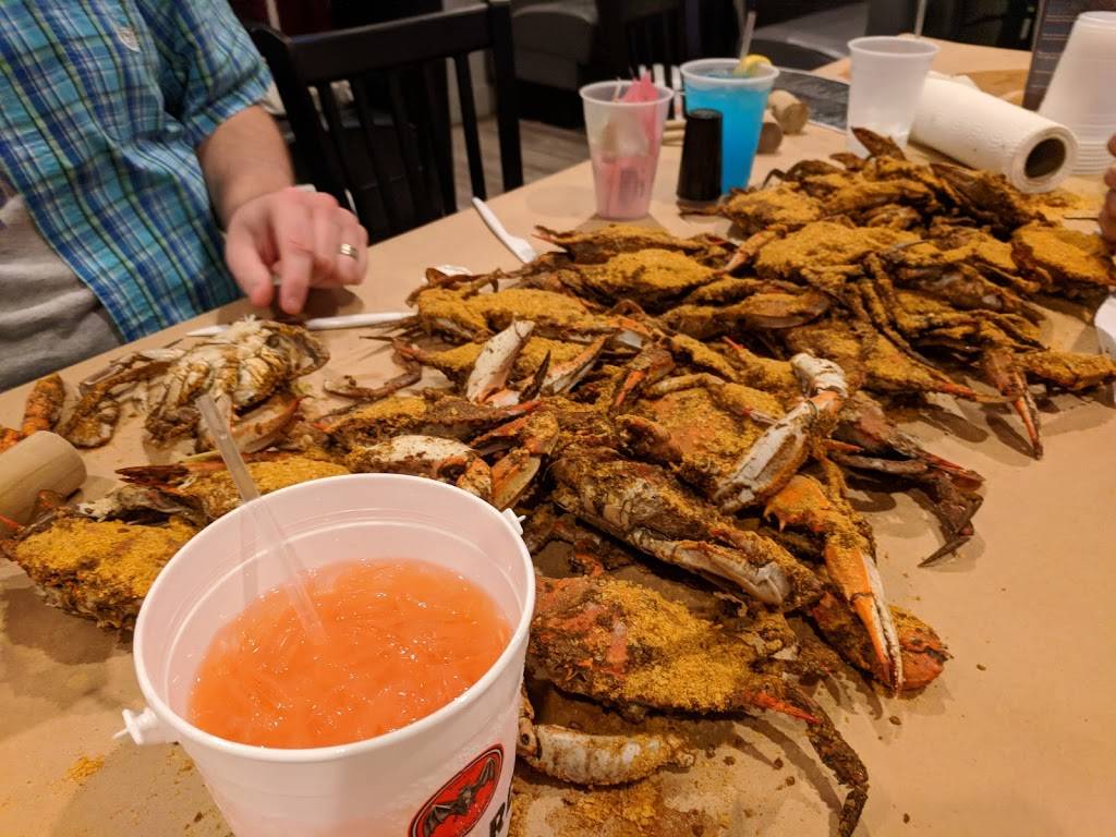 Mr. Bills Terrace Inn Crab House And Sports Bar | restaurant | 200 Eastern Blvd, Essex, MD 21221, USA | 4106875994 OR +1 410-687-5994