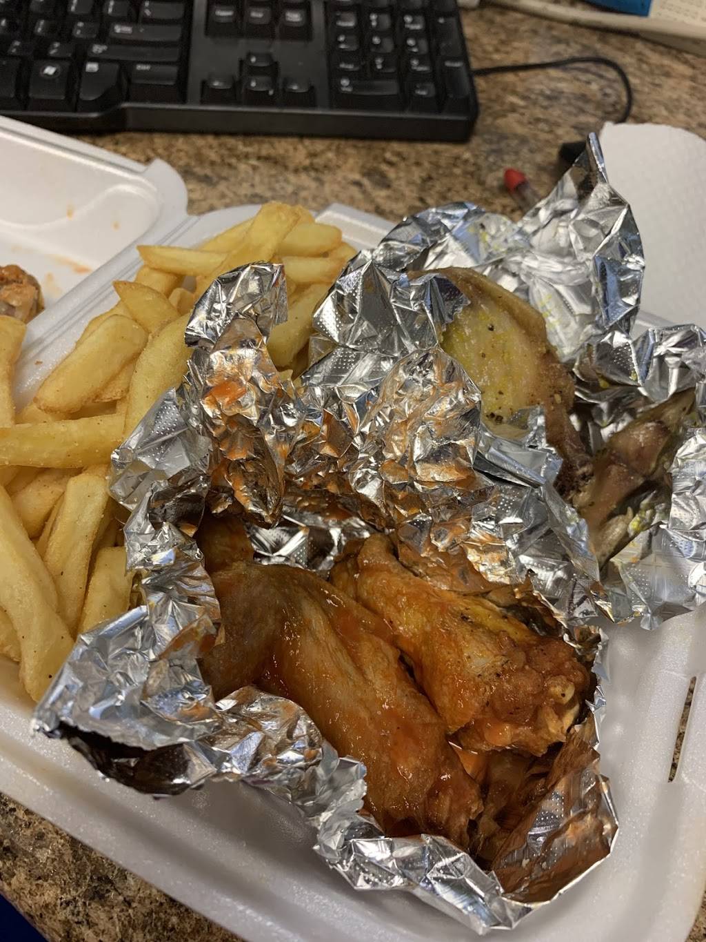 Nephs Deli | restaurant | 2046 Scenic Hwy, Baton Rouge, LA 70802, USA | 2252513597 OR +1 225-251-3597