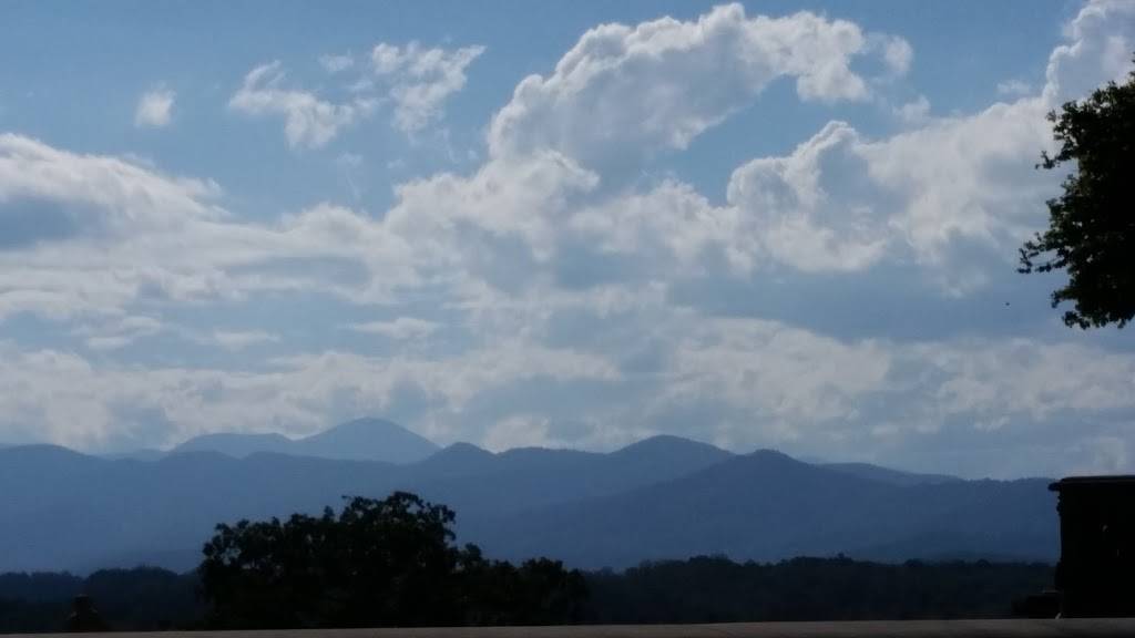 Biltmore Bake Shop | bakery | Pony Rd, Asheville, NC 28803, USA | 8004113812 OR +1 800-411-3812