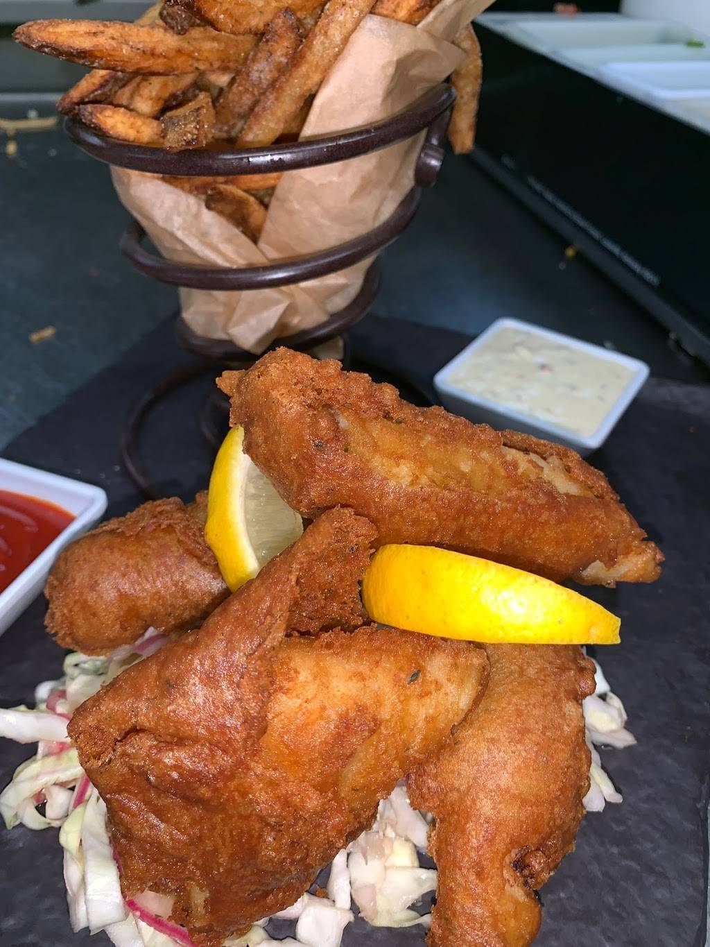 Woodys Tupelo Steakouse & Lounge | night club | 619 N Gloster St, Tupelo, MS 38804, USA | 6628400460 OR +1 662-840-0460