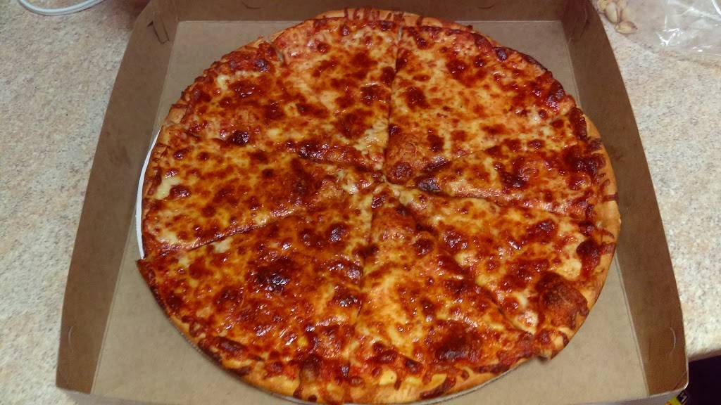 Zois Pizza Palace | restaurant | 48 Main St, Seymour, CT 06483, USA | 2038881131 OR +1 203-888-1131