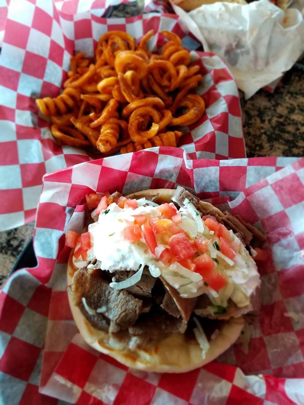 Skippys Gyros | restaurant | 2121 Butterfield Rd, Oak Brook, IL 60523, USA | 6308844976 OR +1 630-884-4976