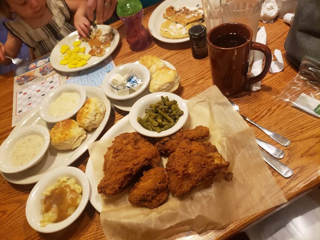 Cracker Barrel Old Country Store | restaurant | 3820 Wards Rd, Lynchburg, VA 24502, USA | 4345821940 OR +1 434-582-1940