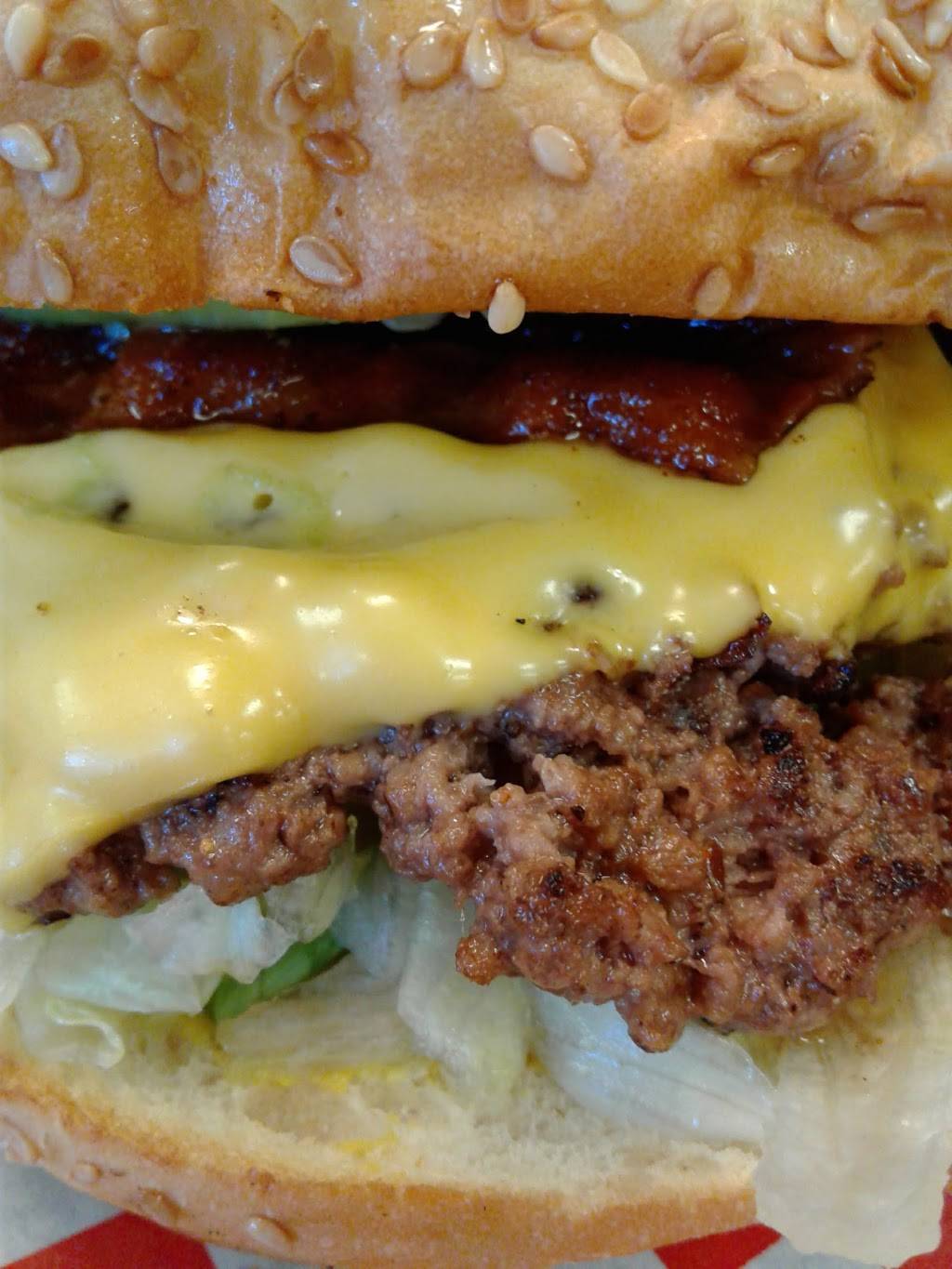 Bella Donna Subs | meal takeaway | 4612 Burleson Rd, Austin, TX 78744, USA | 5128042223 OR +1 512-804-2223