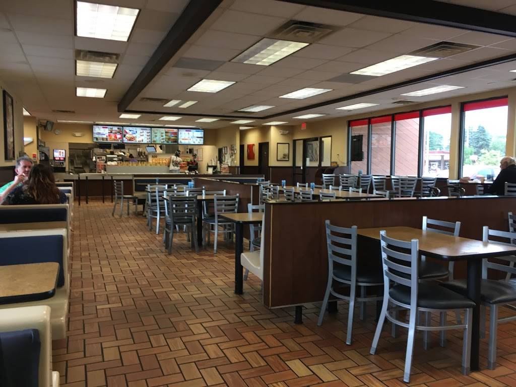 Burger King | restaurant | 1015 North Central, Marshfield, WI 54449, USA | 7153844960 OR +1 715-384-4960