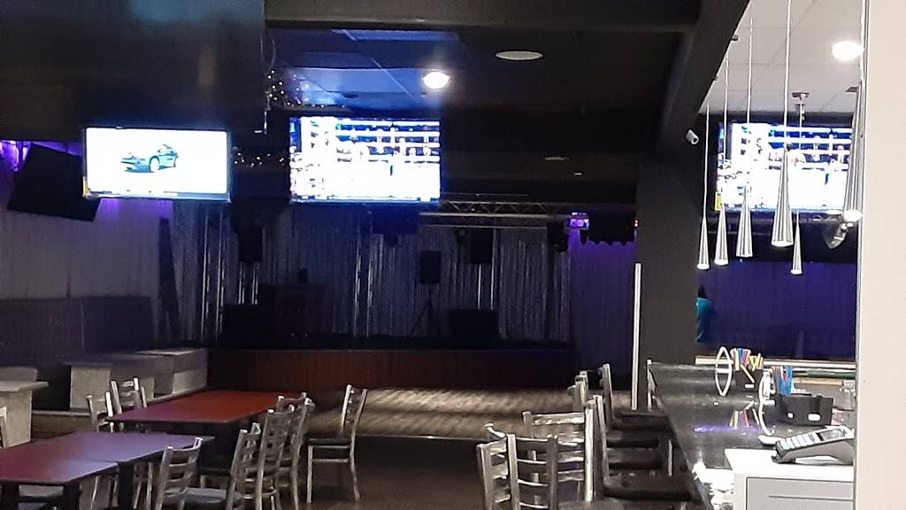 El Piketon Restaurant and Lounge | restaurant | 19611 84th Ave S, Kent, WA 98032, USA | 2532377319 OR +1 253-237-7319